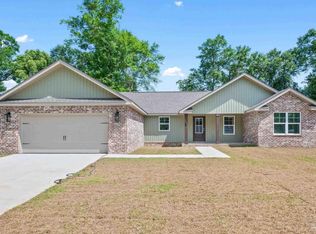 1025 Rachel Cir, Cantonment, FL 32533