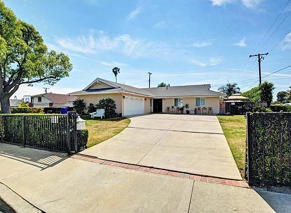 2nd image of 9706 Ramona Ave