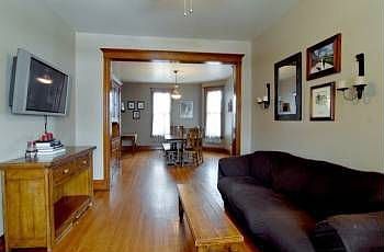 3rd image of 3119 N Sawyer Ave