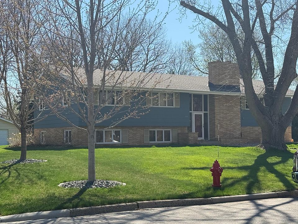 1st image of 1300 Westwood Dr