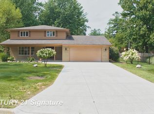 3175 Delevan Dr, Saginaw, MI 48603
