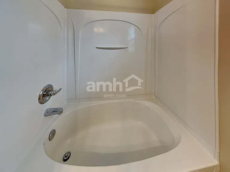 407 Windham Ct — Photo 16