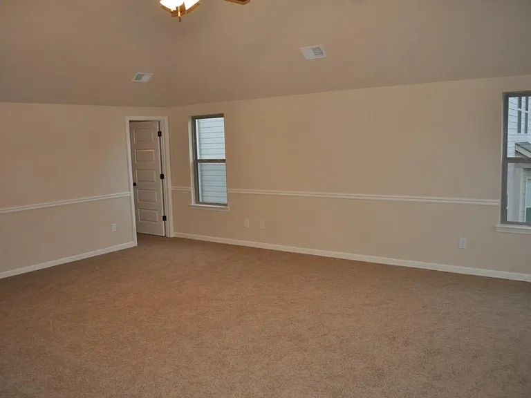 1455 Forest Brook Trl — Photo 20