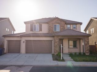 2317 N McArthur Ave, Fresno, CA 93727