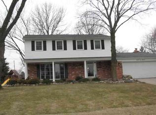 64639 Tara Hill Dr, Washington, MI 48095