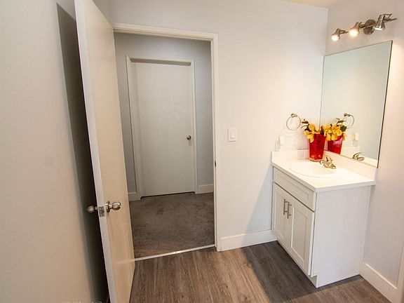 2nd image of 11742 Mayfield Ave #108