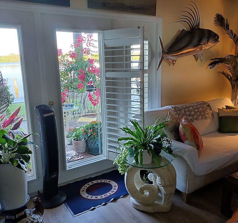2nd image of 101 Pompano Dr SE Unit 101B
