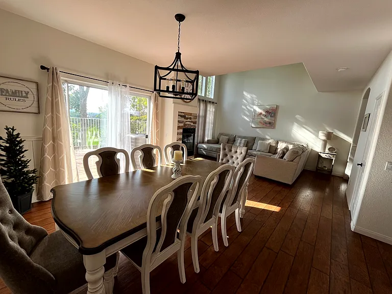 1888 Matin Cir — Photo 15