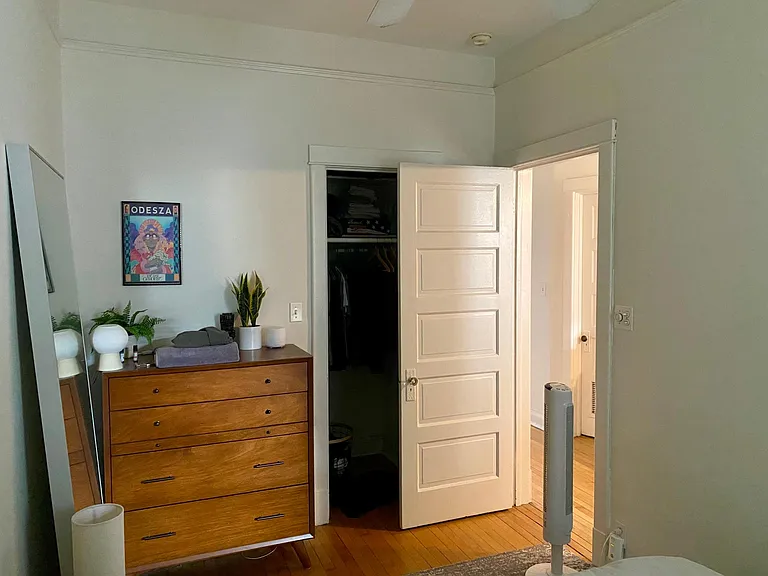 3308 N Lakewood Ave #1 — Photo 7