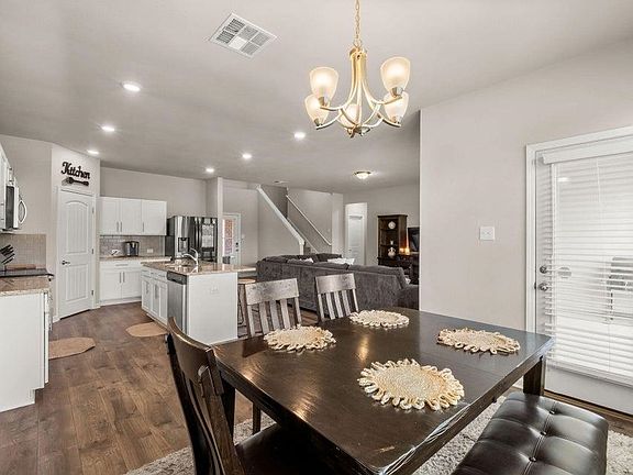 2nd image of 991 N Berryvine Ln