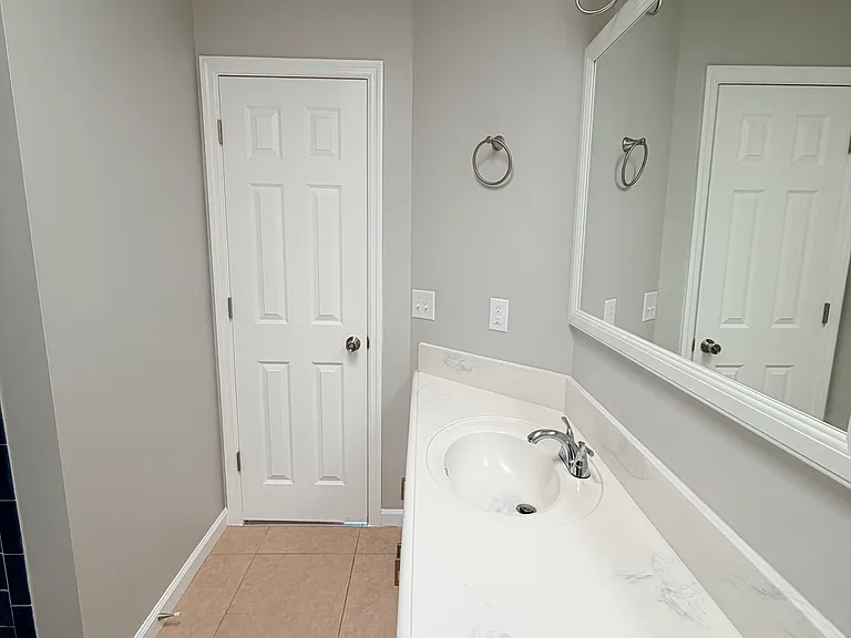 123 Seabreeze Cir — Photo 23