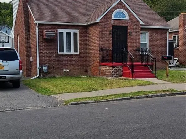 73 Crane St, Kingston, NY 12401