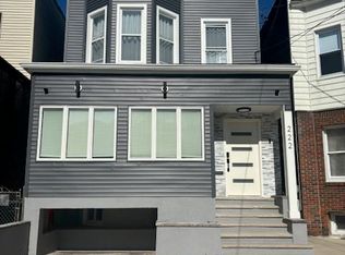 222 Shippen St #2, Weehawken, NJ 07086