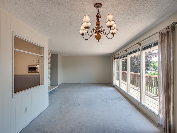 4th image of 710 13th St NE
