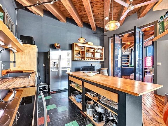 4th image of 249 A St APT 26