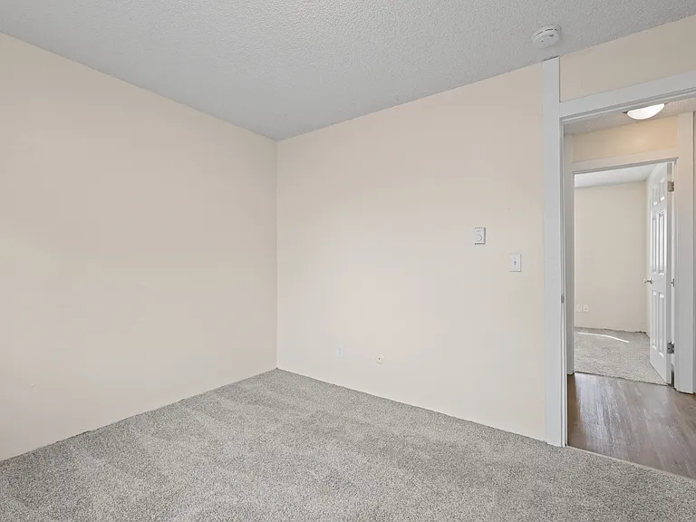 2812 W 66th Pl — Photo 18
