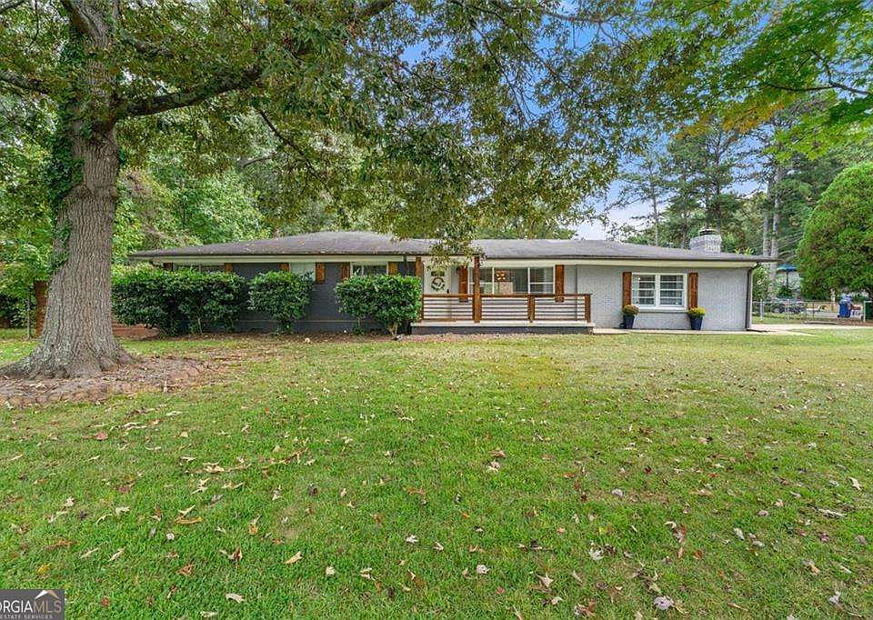 1st image of 2268 Shamrock Dr