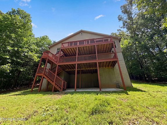 5th image of 630 Rock House Rd