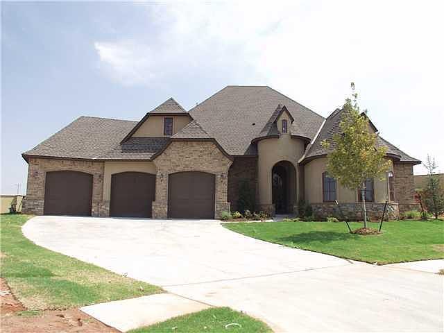 1st image of 9001 NW 148th Pl