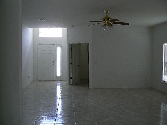 5th image of 2571 Dwyer Ln