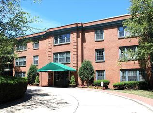 5825 5th Ave APT 112, Pittsburgh, PA