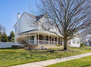 1006 Kadel Dr, Geneseo, IL 61254