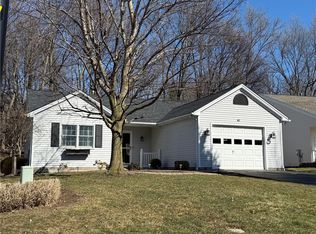 41 Freedom Pond Ln, North Chili, NY 14514