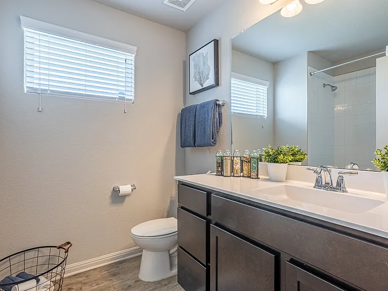 1420 Walden Pond Dr — Photo 13
