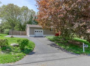 4 Gloria Ave, Seymour, CT 06483