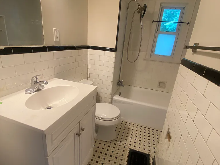 1401 Southgate Rd — Photo 7