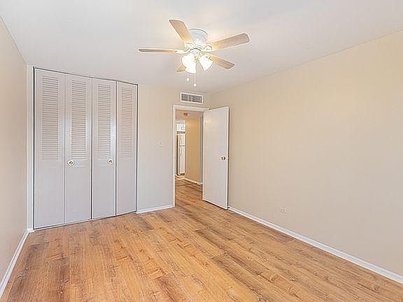 4th image of 910 Beau Dr Unit 209