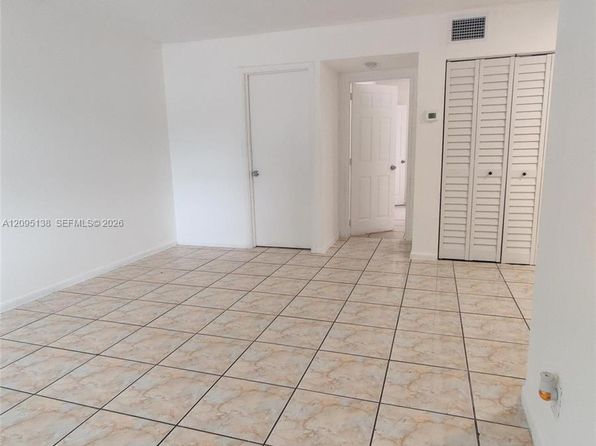 3343 Davie Blvd #B108