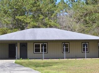 1045 Billyville Rd, Woodbine, GA 31569