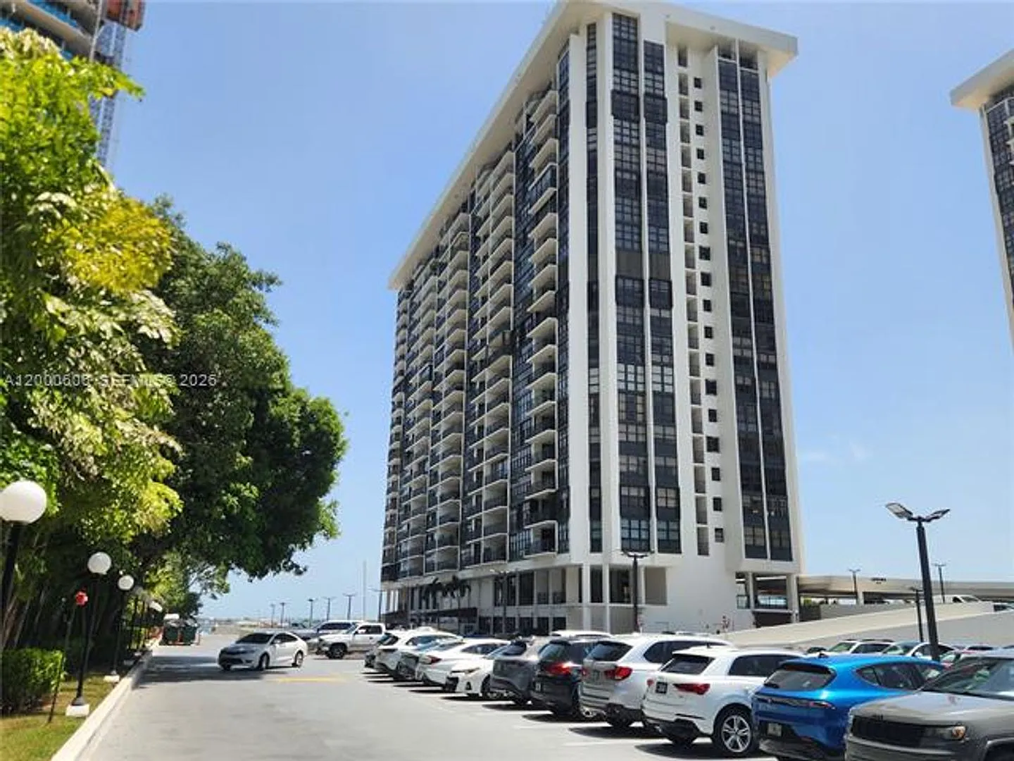 1865 Brickell Ave cu-A1207, Miami, FL 33129 — Photo 2