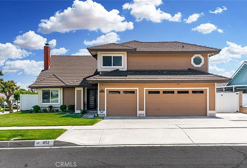 1st image of 452 E Avalon Ct