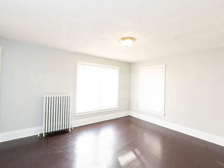 405 Alexander St #C — Photo 9