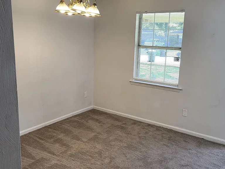 6057 Camellia Dr — Photo 3