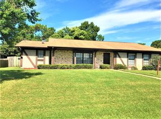 56 Hydrangea Ln, Debary, FL 32713