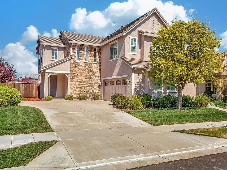 1st image of 2141 Stewart Cir