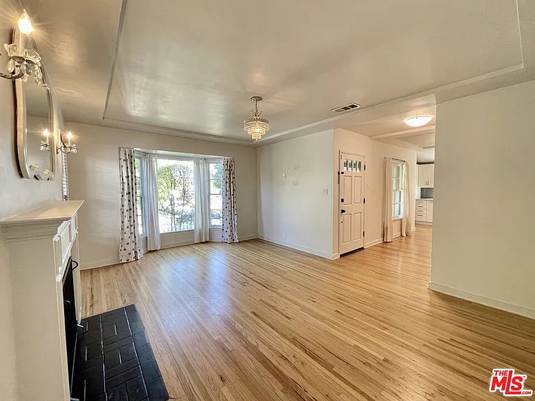 8011 Stewart Ave — Photo 6