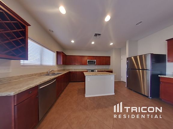 4th image of 45508 W Barbara Ln