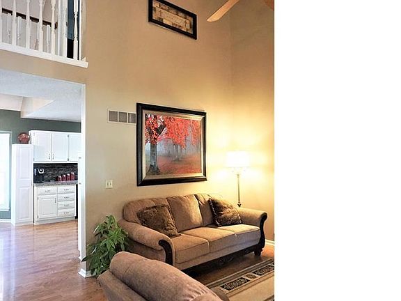 Open floor plan, with cat walk to 4th bedroom.