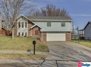 4934 Logan Ln, Omaha, NE 68157