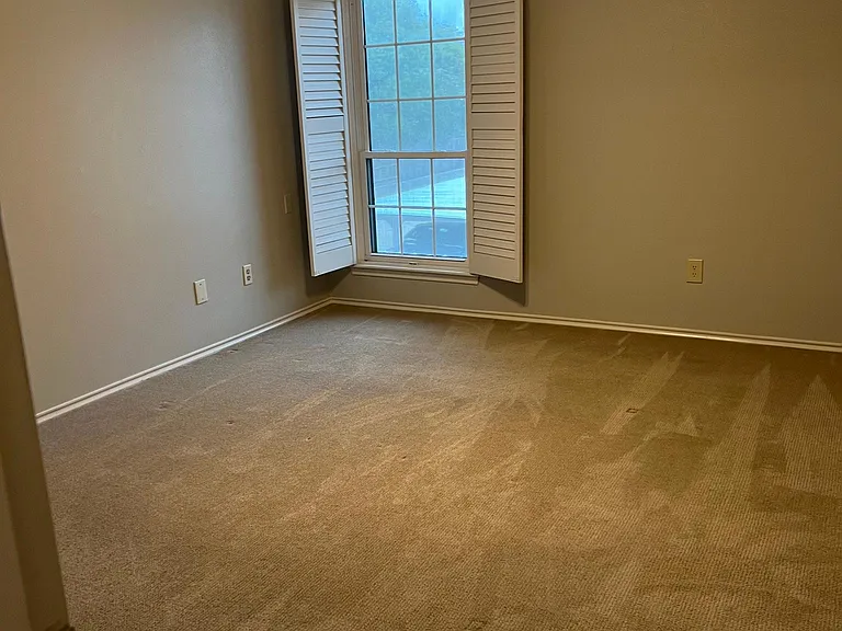 7815 Broadway St #306 — Photo 18
