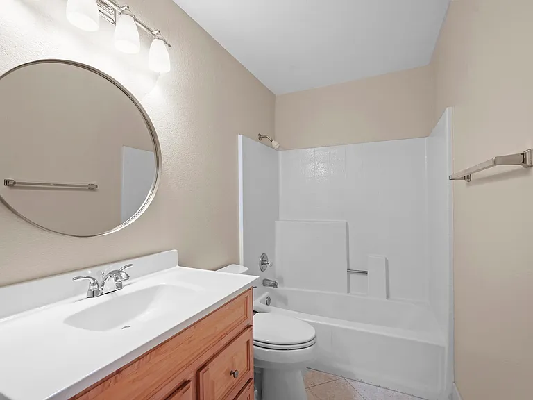 400 Creekview Dr — Photo 14