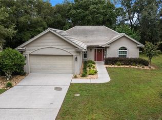 3135 N Barton Creek Cir, Lecanto, FL 34461