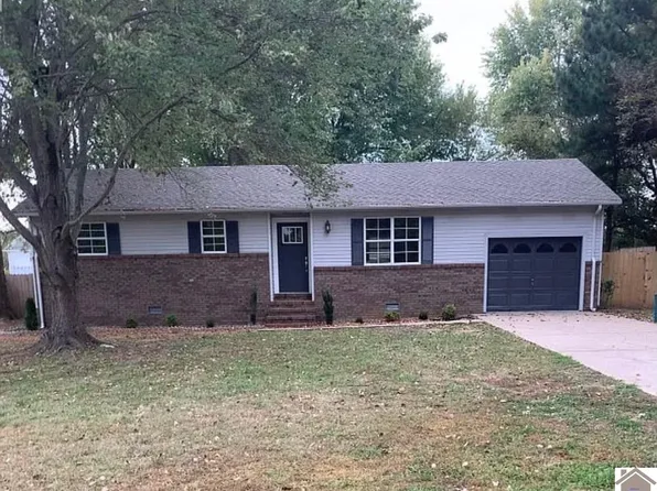 1902 Westwood Dr, Murray, KY 42071