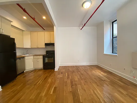 Rented by Dream Space Realty | media 1