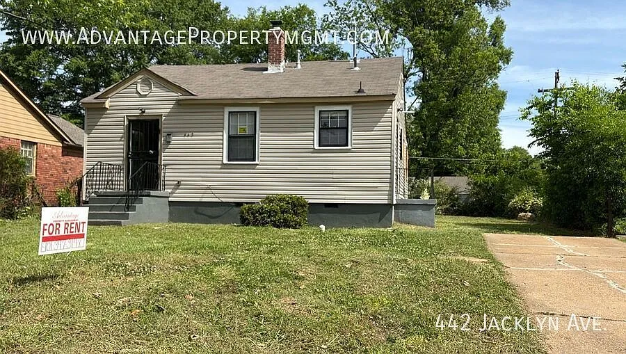 Charming 2-Bedroom Home for Rent — Photo 2