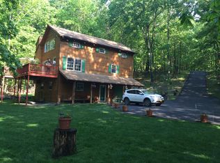 111 View Ct, East Stroudsburg, PA